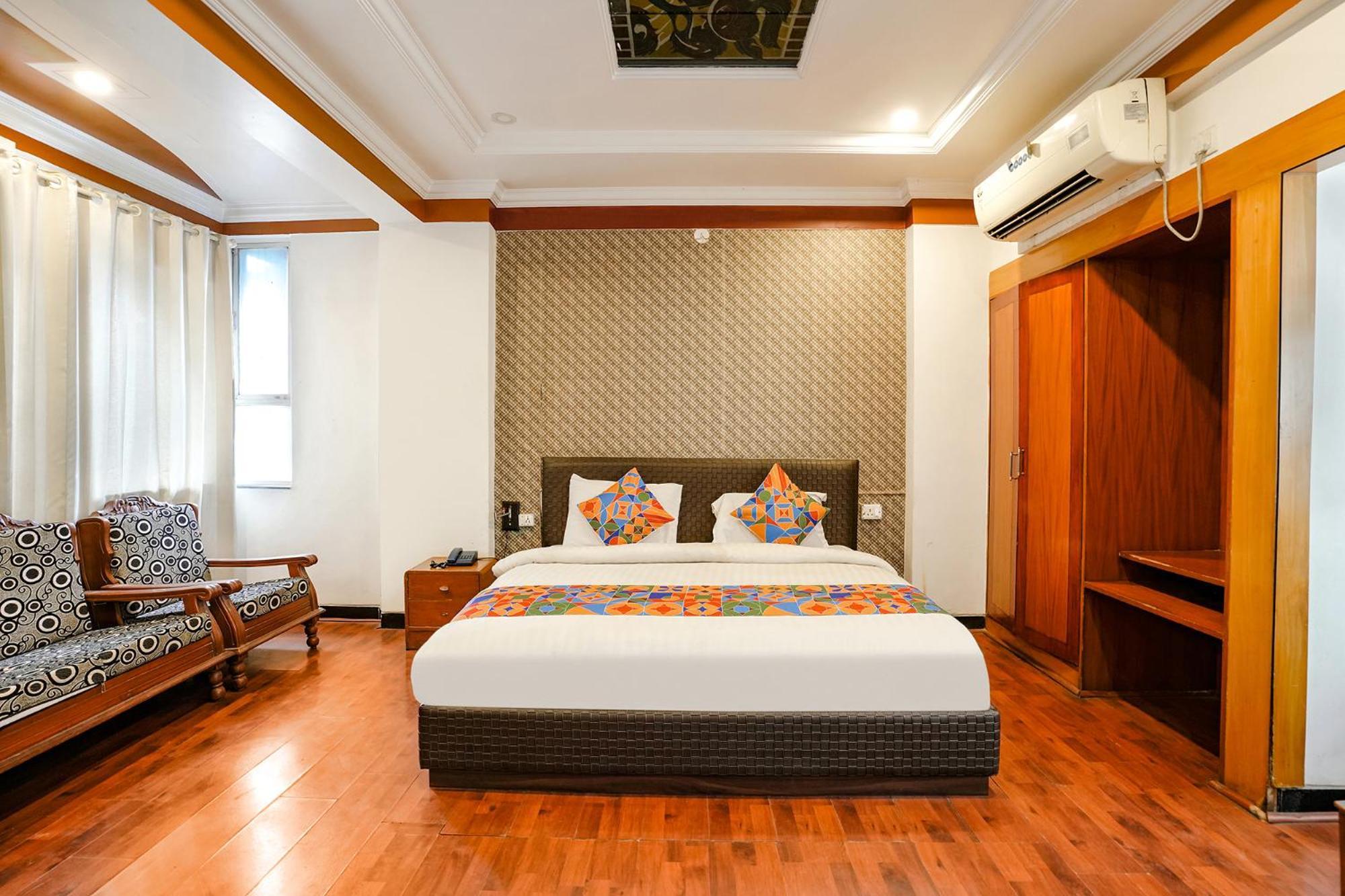 Fabhotel Silver Inn II Nashik Exteriör bild