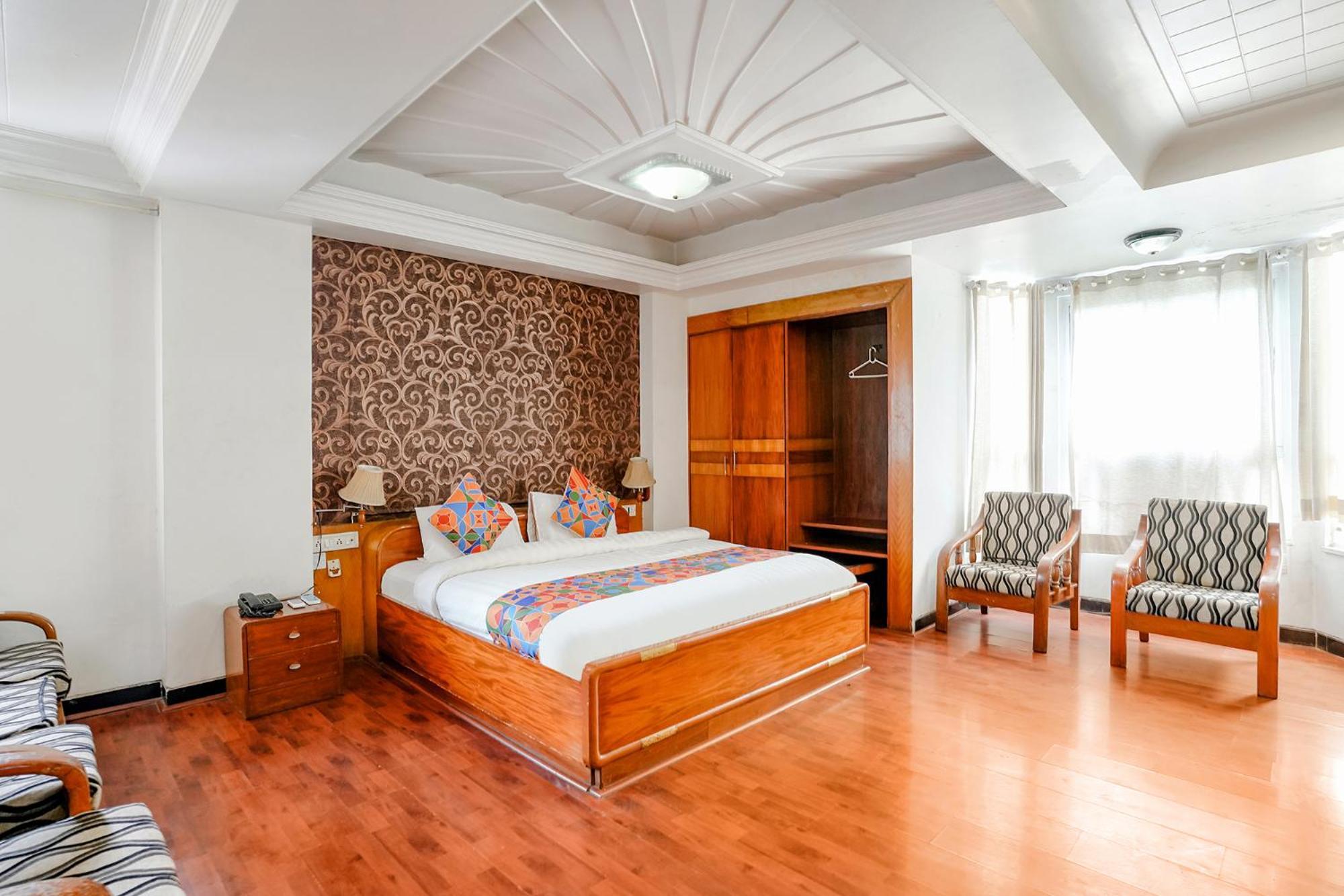 Fabhotel Silver Inn II Nashik Exteriör bild