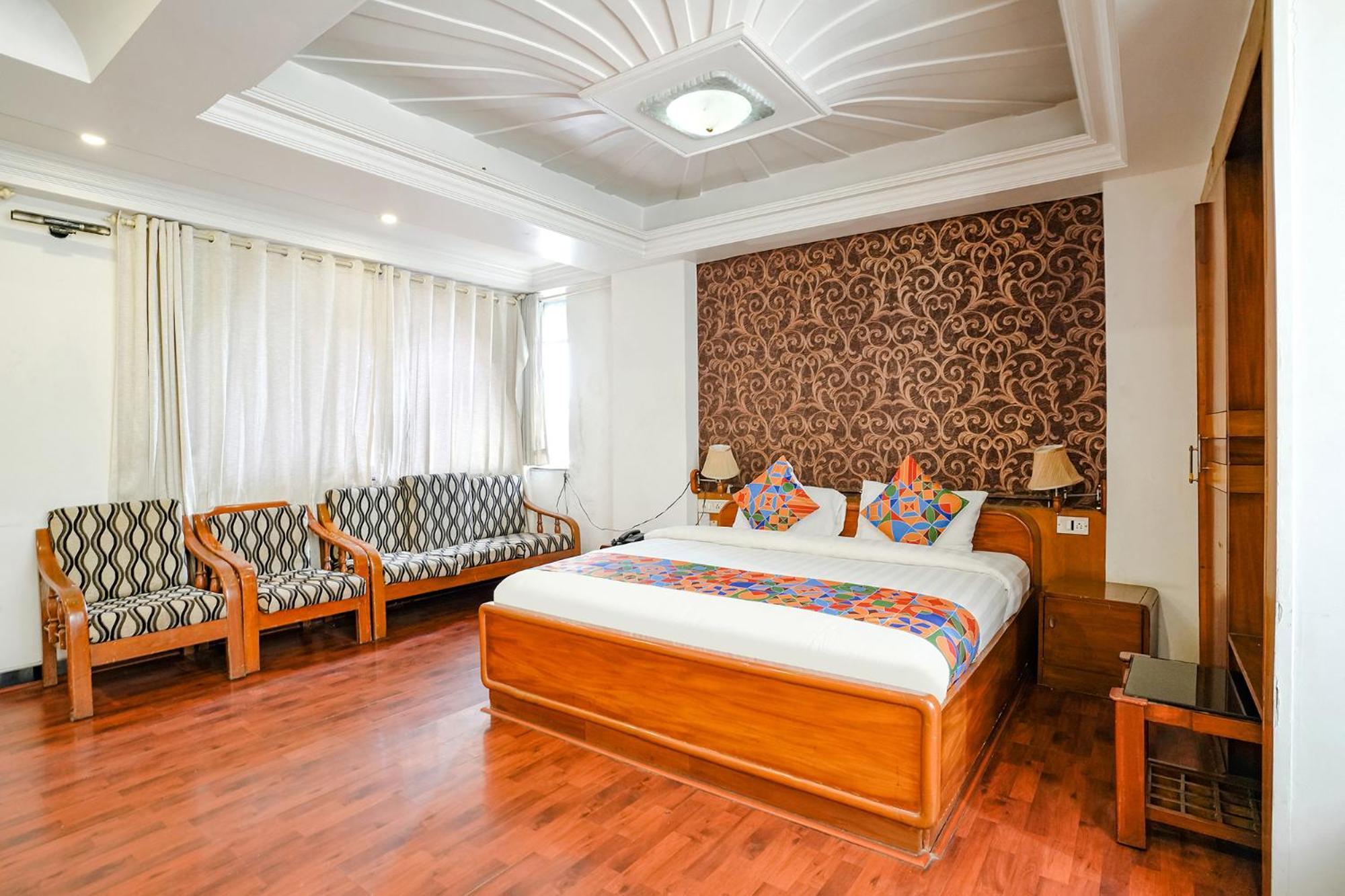 Fabhotel Silver Inn II Nashik Exteriör bild